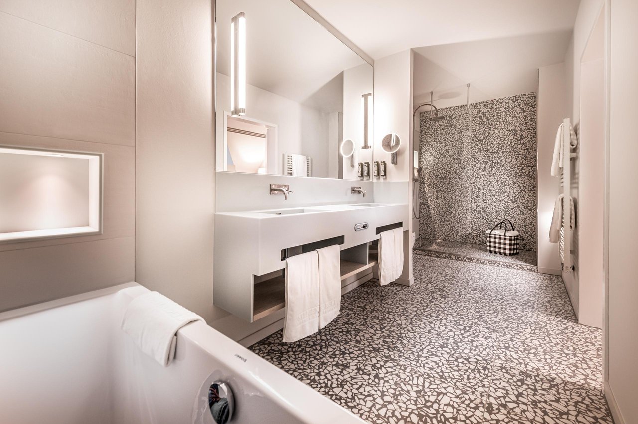 SHR_Treudelberg_room_ParkSuite3