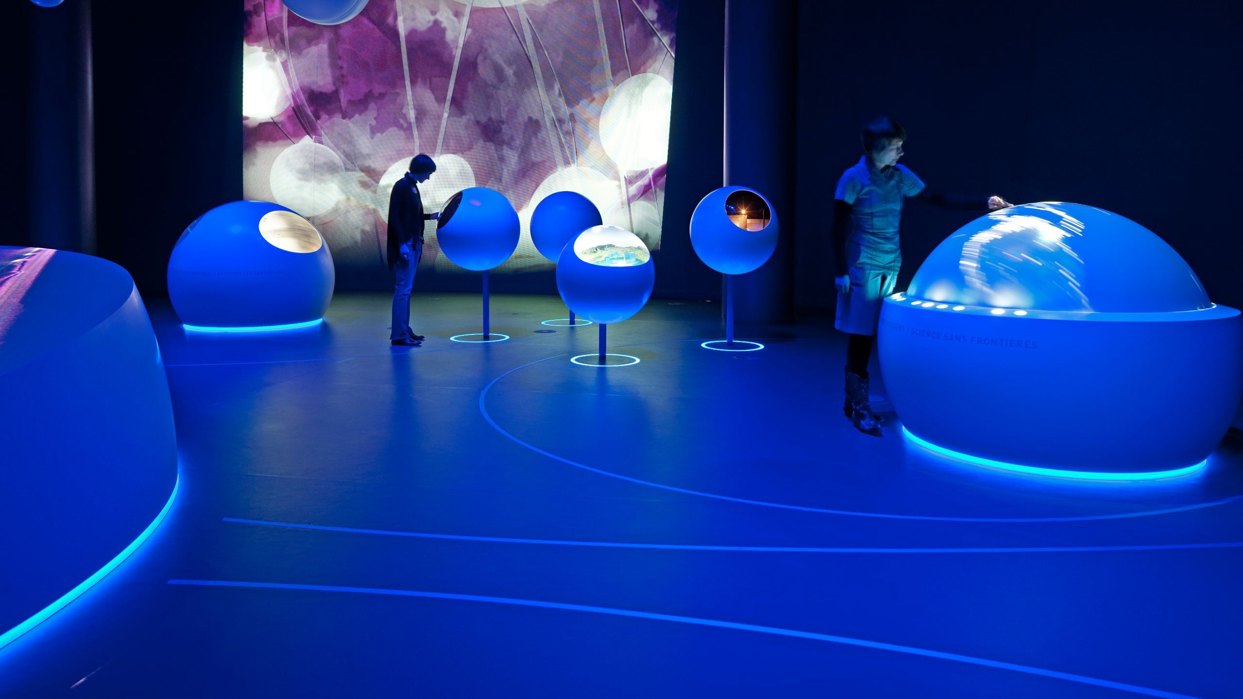 universe-of-particles-in-genf-schweiz