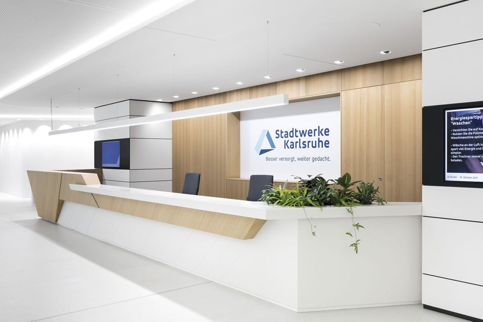 Hasenkopf-Projekt-Stadtwerke-Karlsruhe-HiMacs-Theke