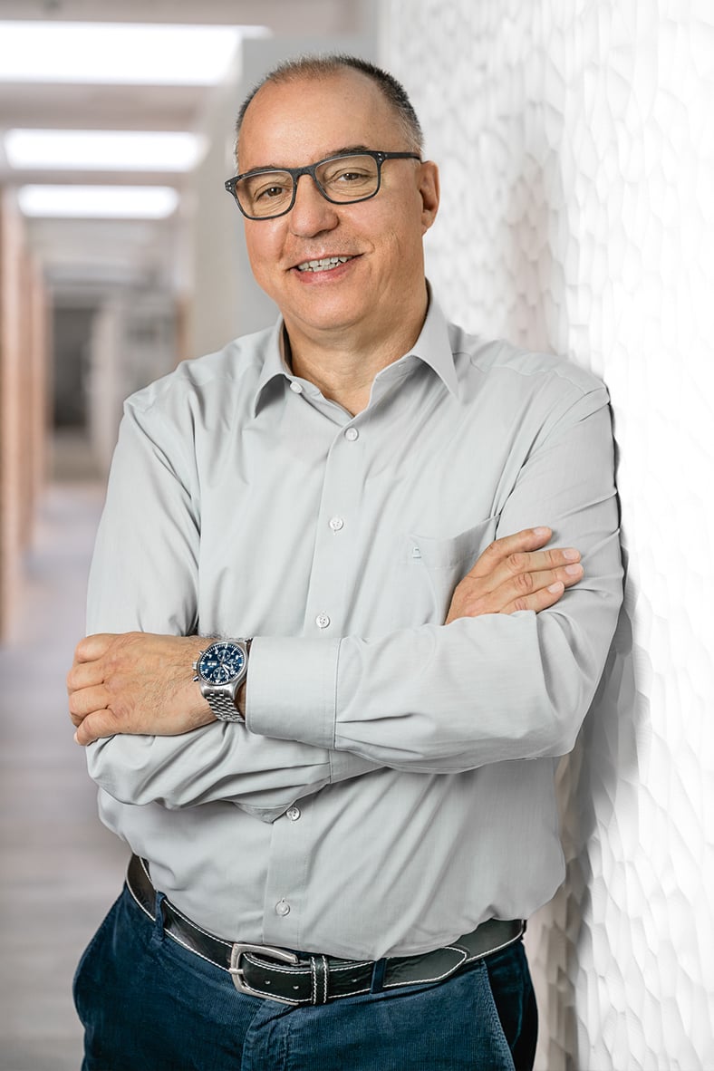 Außendienst_Dimitri_Crivelli_web_03.26