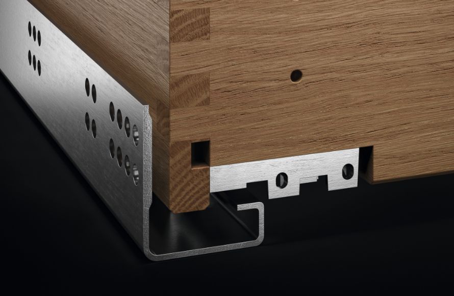 Blum-Fuehrungssystem