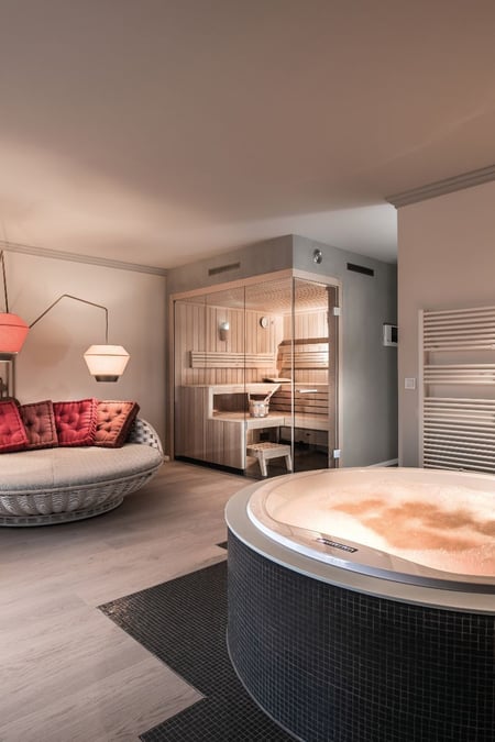 Hasenkopf-Hotel-Mineralwerkstoff